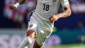 江南体育APP下载-新赛季英超球衣图片全集及细节展示